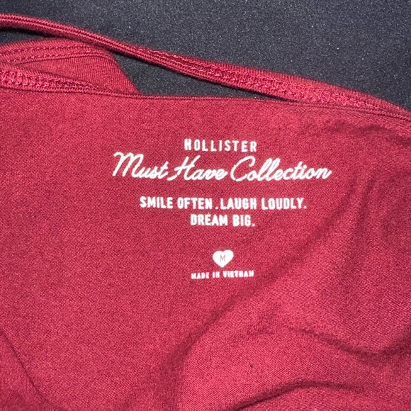 Hollister Elegant Red Lace Women's Top - Picture 3 of 3